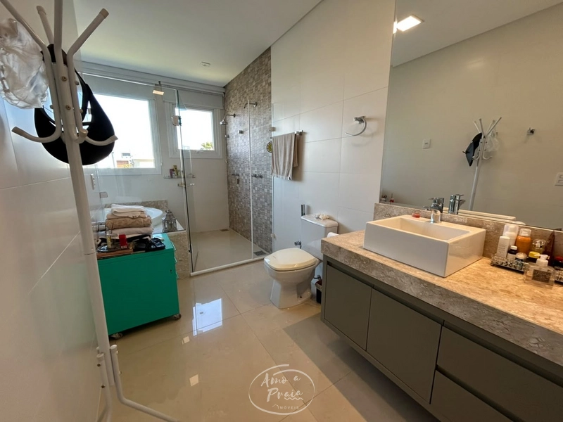 Casa Beira-Lago com 5 Suítes no Condomínio Enseada Lagos: 27ª foto da galeria de imagens do imóvel