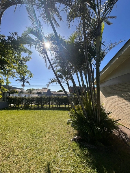 Casa com 2 Terrenos e Piscina em Xangri-Lá: 7ª foto da galeria de imagens do imóvel