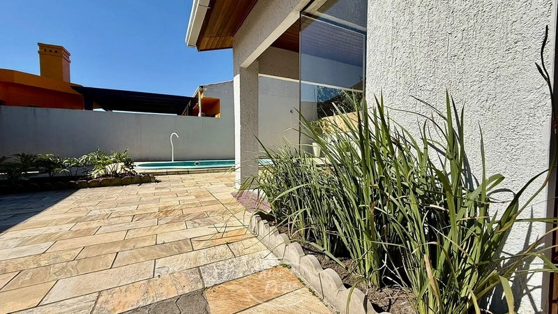 Casa com 4 Dormitórios e Piscina em Rainha do Mar: 32ª foto da galeria de imagens do imóvel