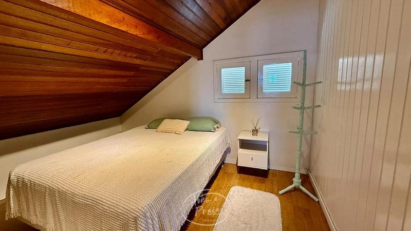 Casa com 4 Dormitórios e Piscina em Rainha do Mar: 25ª foto da galeria de imagens do imóvel