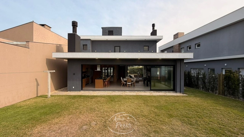 Casa à venda no Condomínio Sea Coast | 4 suítes em frente ao clube: 33ª foto da galeria de imagens do imóvel
