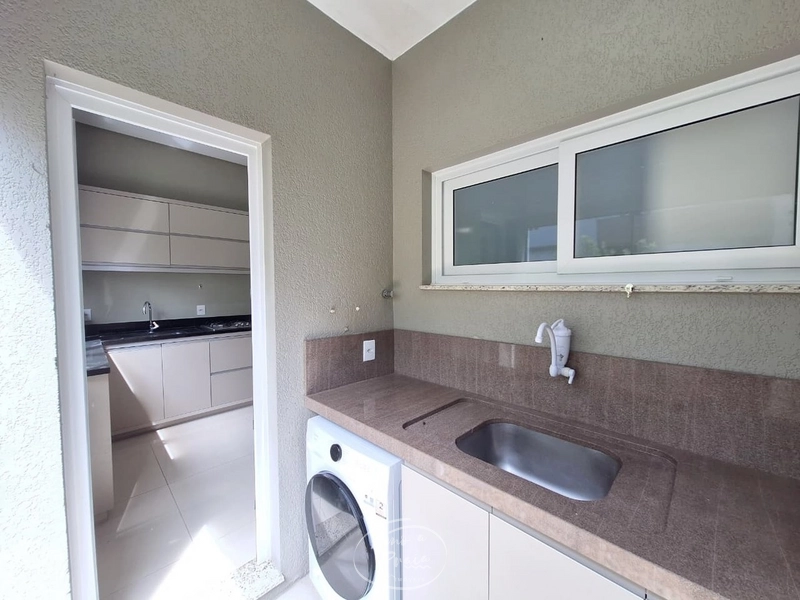 Casa Mobiliada com 3 Suítes no Condomínio Las Palmas: 14ª foto da galeria de imagens do imóvel