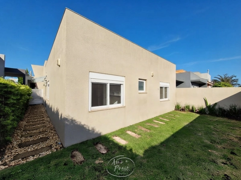 Casa Mobiliada com 3 Suítes no Condomínio Las Palmas: 4ª foto da galeria de imagens do imóvel