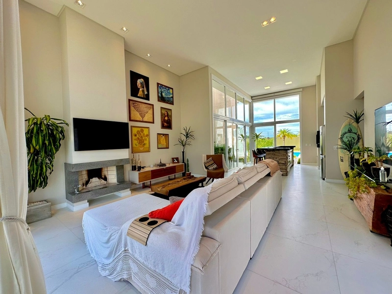 CASA TERREA A VENDA NO RIVIERA: 3ª foto da galeria de imagens do imóvel