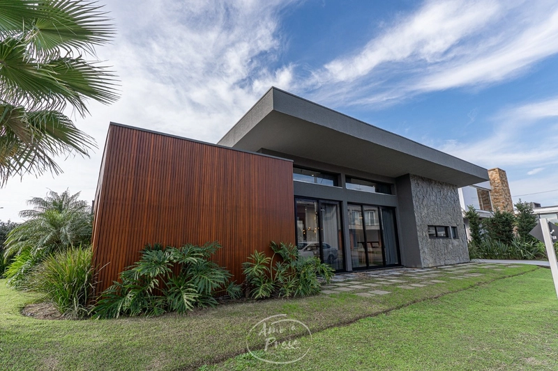 CASA A VENDA NO CONDOMINIO BLUE