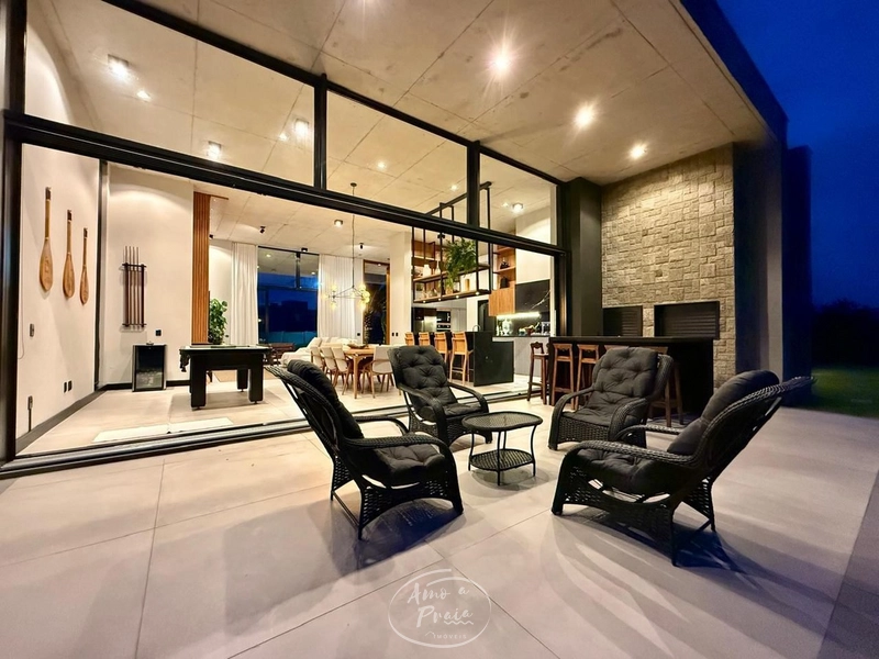 Casa a Beira Lago a Venda no Riviera: 7ª foto da galeria de imagens do imóvel