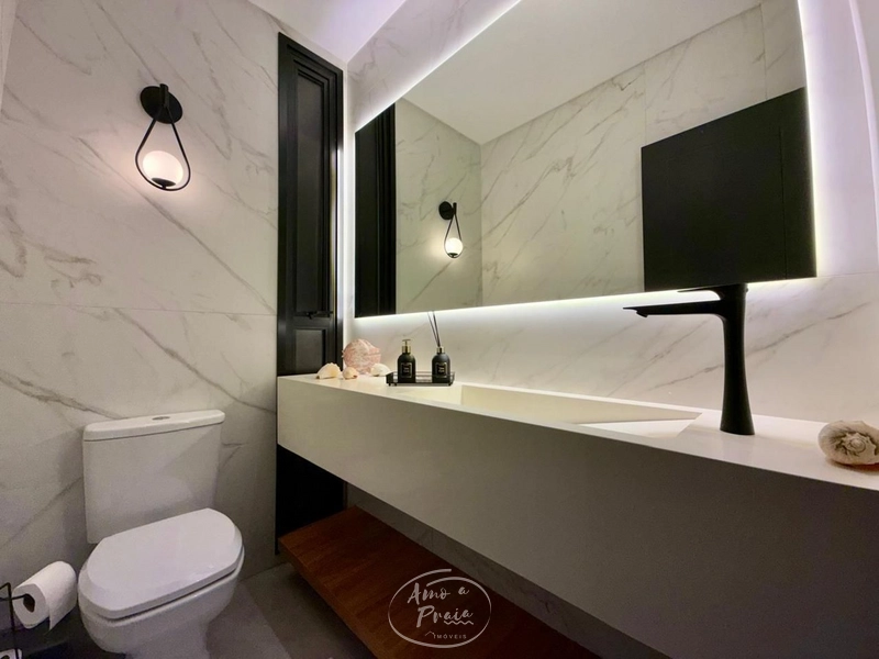 Casa a Beira Lago a Venda no Riviera: 28ª foto da galeria de imagens do imóvel