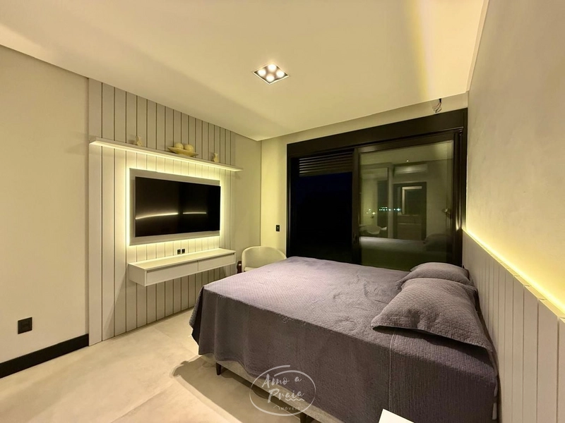 Casa a Beira Lago a Venda no Riviera: 15ª foto da galeria de imagens do imóvel