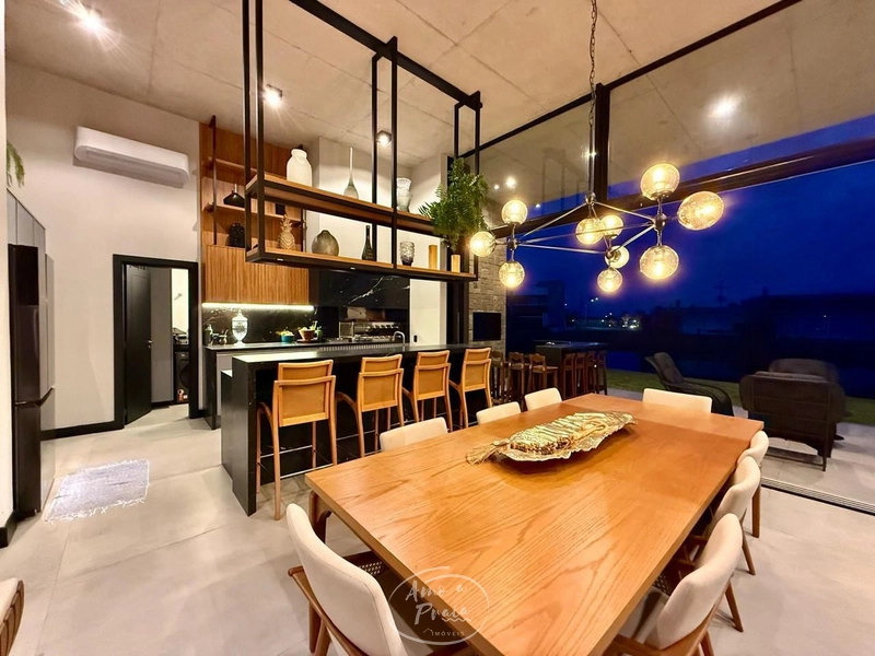 Casa a Beira Lago a Venda no Riviera: 20ª foto da galeria de imagens do imóvel