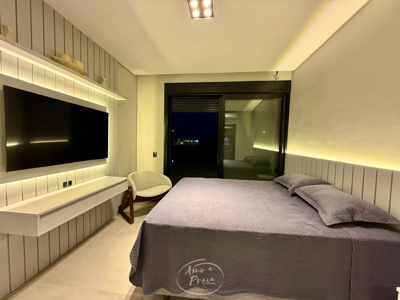 Casa a Beira Lago a Venda no Riviera: 6ª foto da galeria de imagens do imóvel
