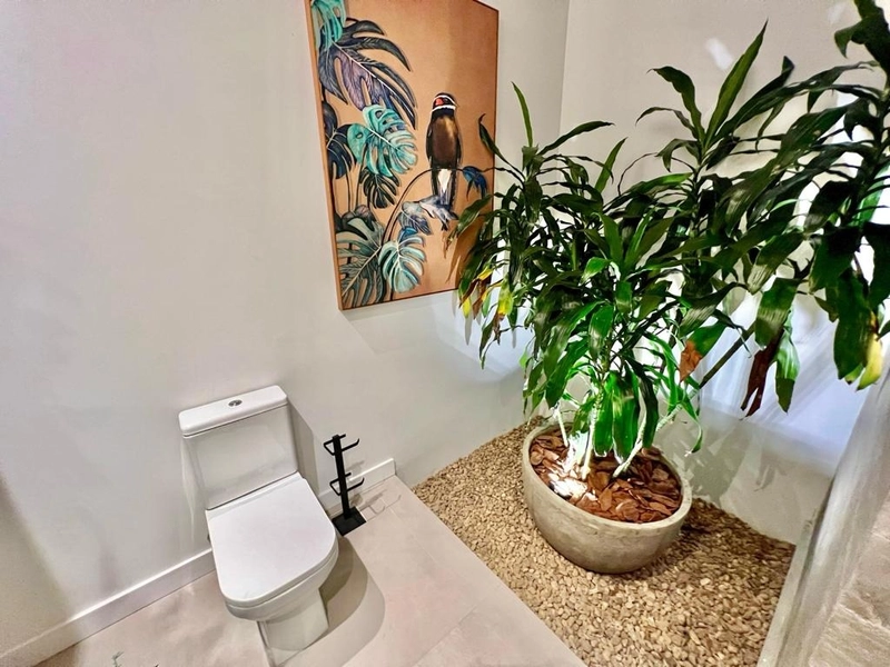 MANSÃO A BEIRA LAGO NO CONDOMÍNIO SENSE: 11ª foto da galeria de imagens do imóvel