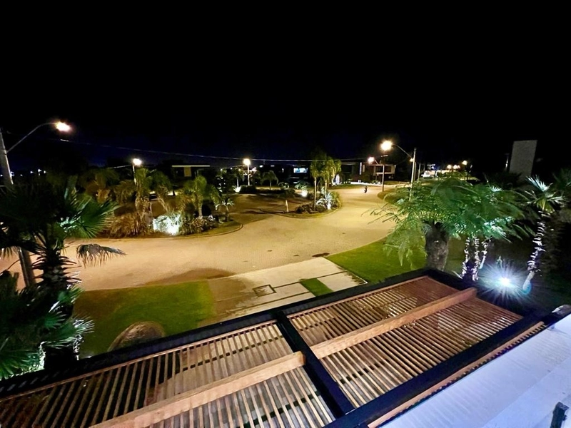 MANSÃO A BEIRA LAGO NO CONDOMÍNIO SENSE: 38ª foto da galeria de imagens do imóvel