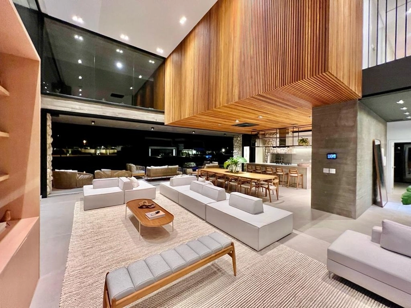 MANSÃO A BEIRA LAGO NO CONDOMÍNIO SENSE: 7ª foto da galeria de imagens do imóvel