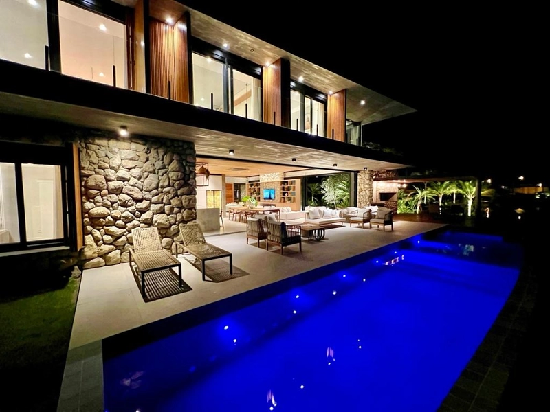 MANSÃO A BEIRA LAGO NO CONDOMÍNIO SENSE: 37ª foto da galeria de imagens do imóvel