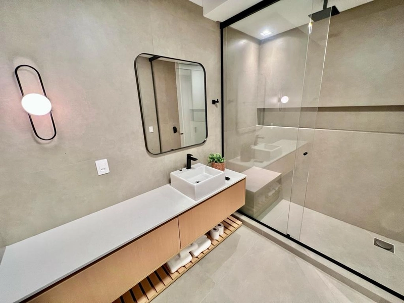 MANSÃO A BEIRA LAGO NO CONDOMÍNIO SENSE: 20ª foto da galeria de imagens do imóvel