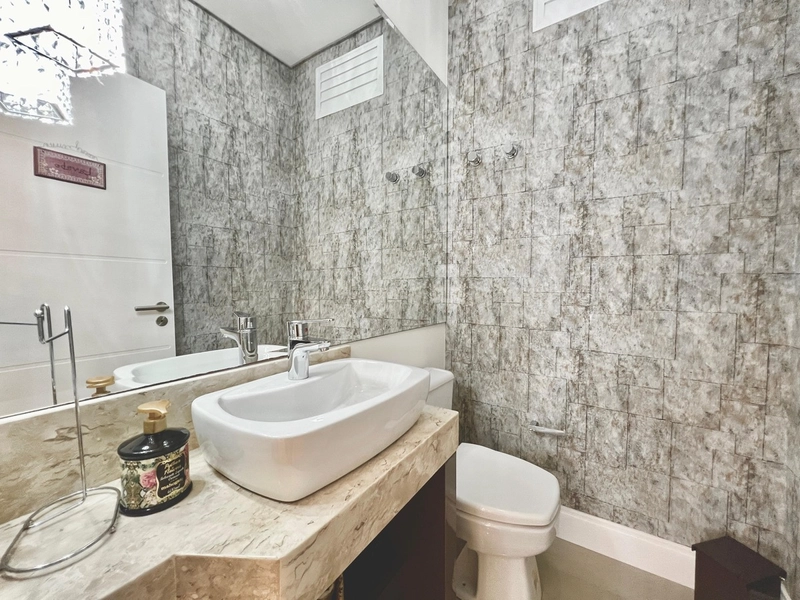 CASA NO CONDOMÍNIO QUINTAS DO LAGO: 8ª foto da galeria de imagens do imóvel