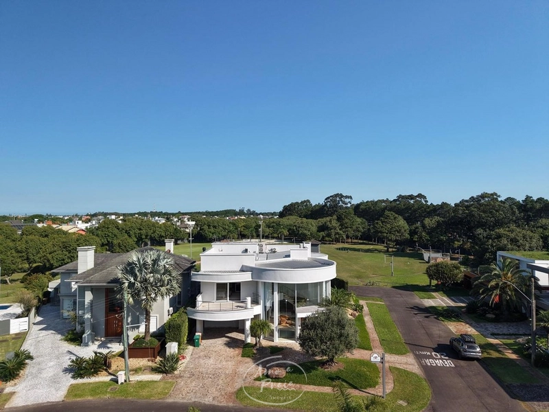 Casa à Venda em Xangri-Lá com 5 Suítes e 509 m² Privativos: 43ª foto da galeria de imagens do imóvel