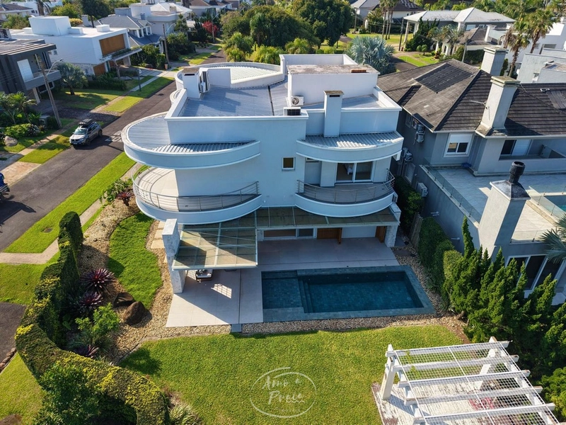 Casa à Venda em Xangri-Lá com 5 Suítes e 509 m² Privativos: 44ª foto da galeria de imagens do imóvel