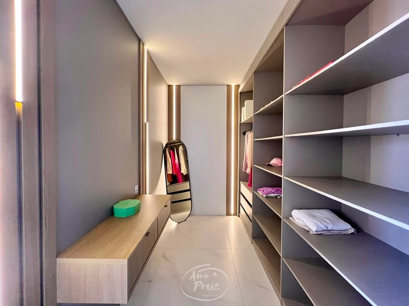 Casa à Venda em Condomínio Fechado | 4 Suítes, Mobiliada e 230m²: 26ª foto da galeria de imagens do imóvel
