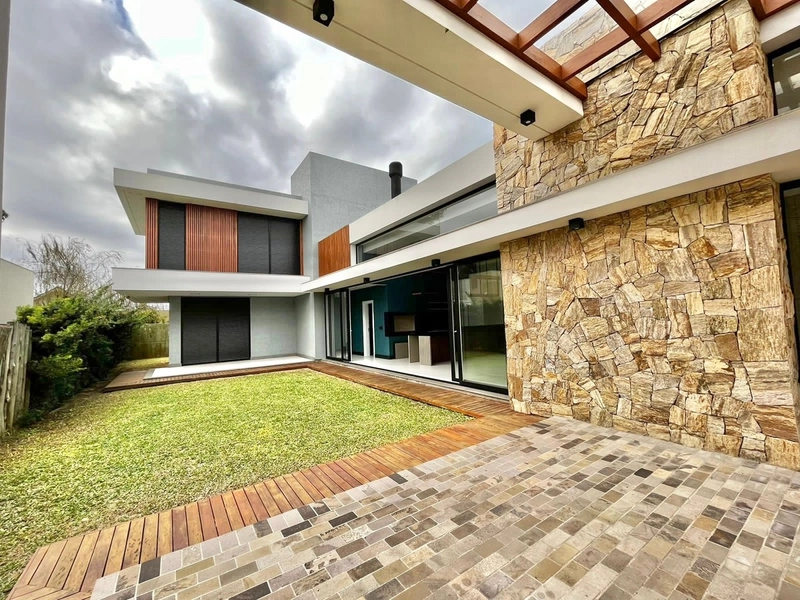 Sobrado a Venda no Villagio Atlantida: 19ª foto da galeria de imagens do imóvel