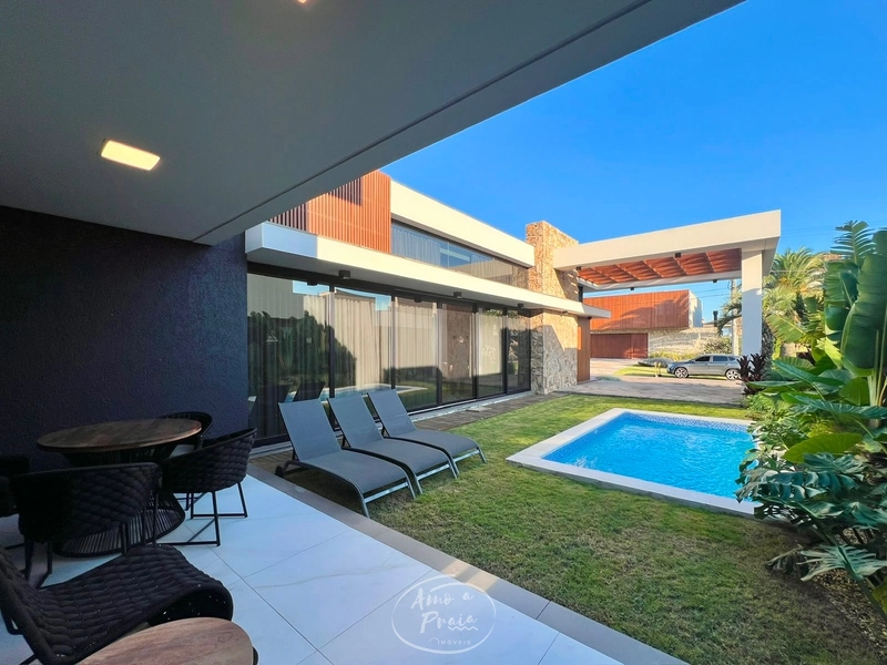 Casa à Venda em Condomínio Fechado | 4 Suítes, Mobiliada e 230m²: 6ª foto da galeria de imagens do imóvel