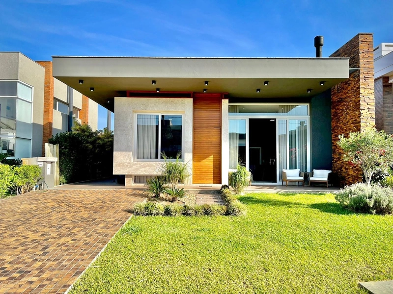 Casa a venda: 1ª foto da galeria de imagens do imóvel
