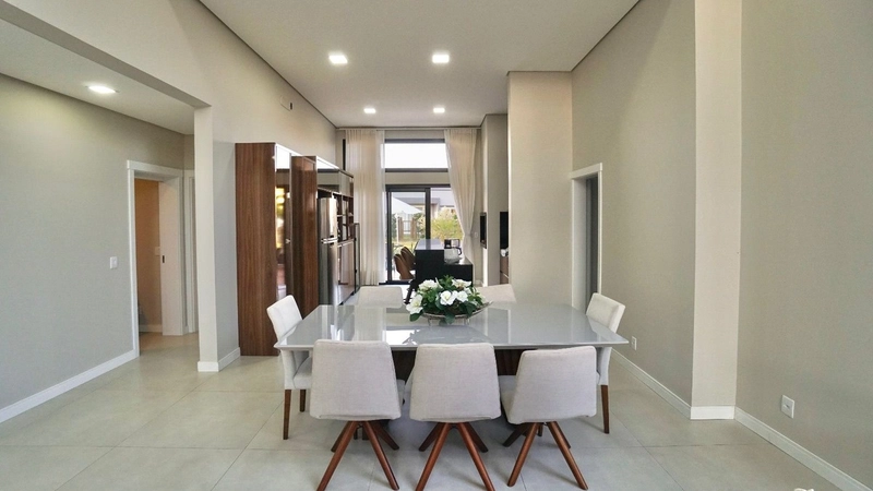 CASA A VENDA NO RIVIERA: 6ª foto da galeria de imagens do imóvel