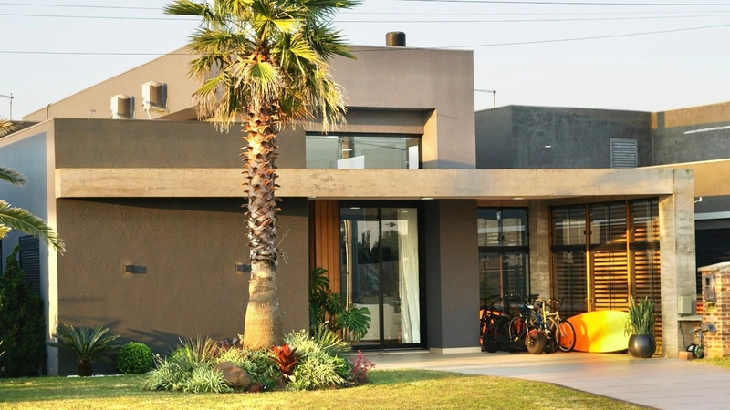 CASA A VENDA NO RIVIERA: 1ª foto da galeria de imagens do imóvel