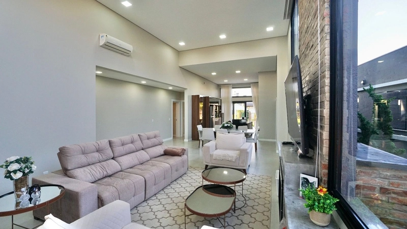 CASA A VENDA NO RIVIERA: 4ª foto da galeria de imagens do imóvel