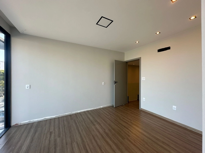 CASA COM 03 SUÍTES SENDO UMA MASTER, NO MATA ATLANTICA - BELVDERE: 8ª foto da galeria de imagens do imóvel