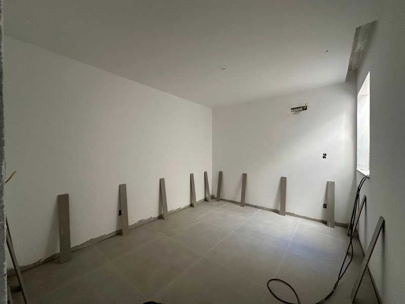CASA COM 04 QUARTOS SENDO UMA SUÍTE, NO ALVORADA - BELVEDERE: 7ª foto da galeria de imagens do imóvel