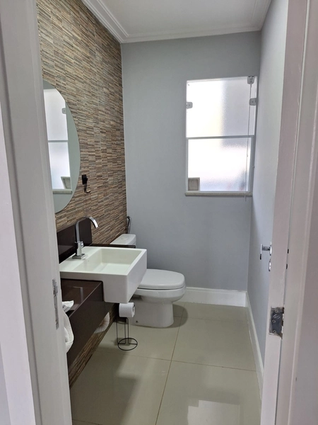 CASA COM 03 QUARTOS, SENDO UM SUÍTE COM CLOSET NO MATA ATLÂNTICA: 14ª foto da galeria de imagens do imóvel