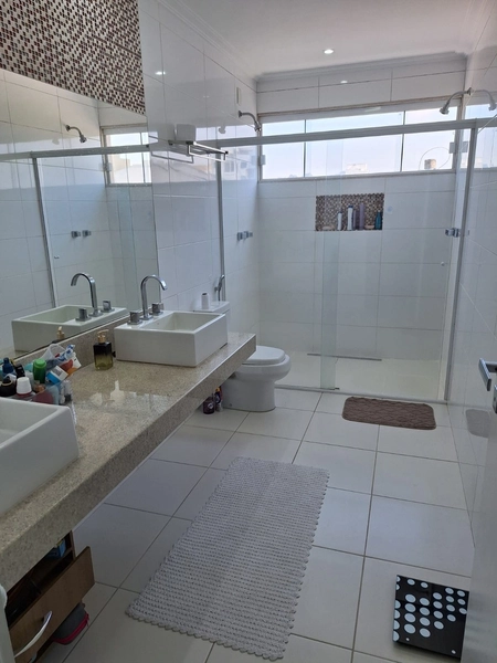 CASA COM 03 QUARTOS, SENDO UM SUÍTE COM CLOSET NO MATA ATLÂNTICA: 9ª foto da galeria de imagens do imóvel