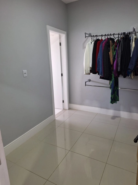 CASA COM 03 QUARTOS, SENDO UM SUÍTE COM CLOSET NO MATA ATLÂNTICA: 11ª foto da galeria de imagens do imóvel