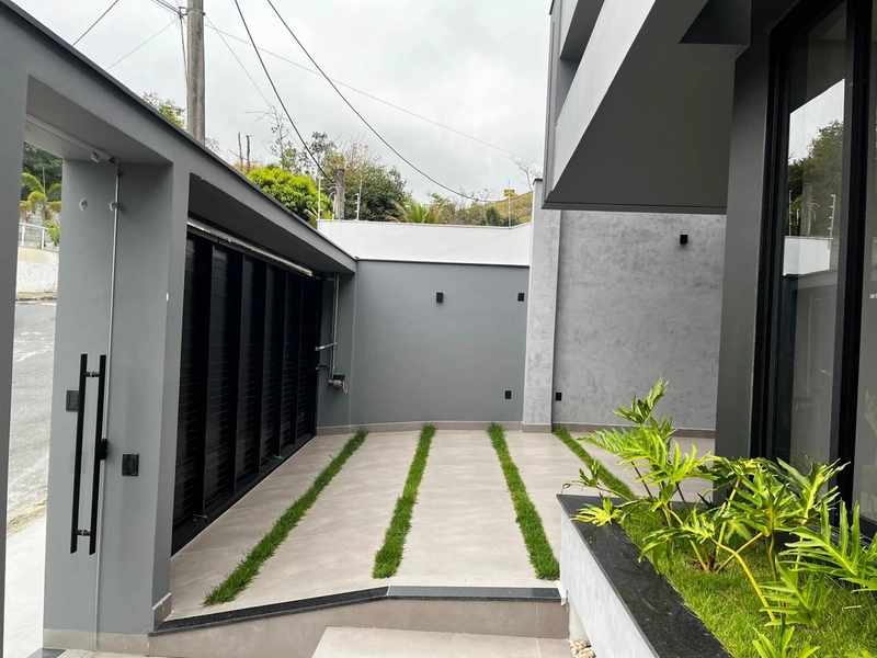 CASA LINEAR COM 03 SUÍTES NO MATA ATLÂNTICA: 4ª foto da galeria de imagens do imóvel