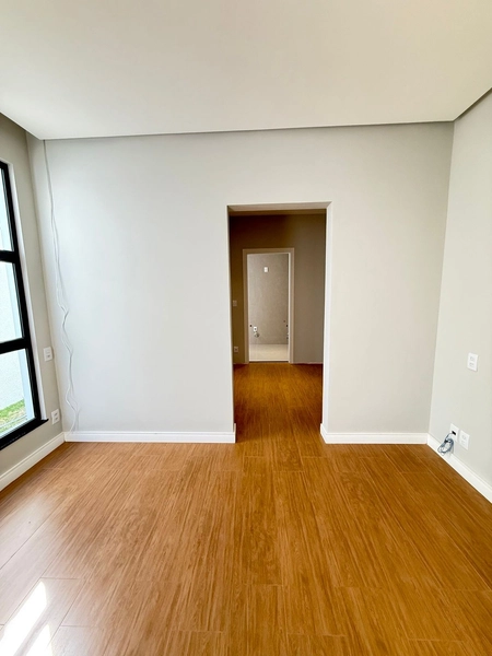 CASA LINEAR COM 03 SUÍTES SENDO UMA COM CLOSET MASTER: 13ª foto da galeria de imagens do imóvel