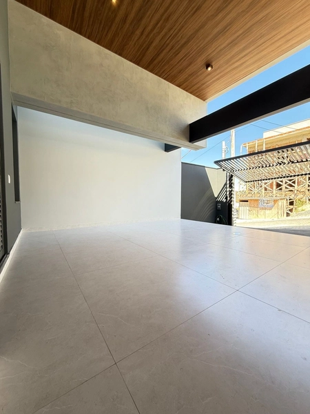 CASA LINEAR COM 03 SUÍTES SENDO UMA COM CLOSET MASTER: 6ª foto da galeria de imagens do imóvel