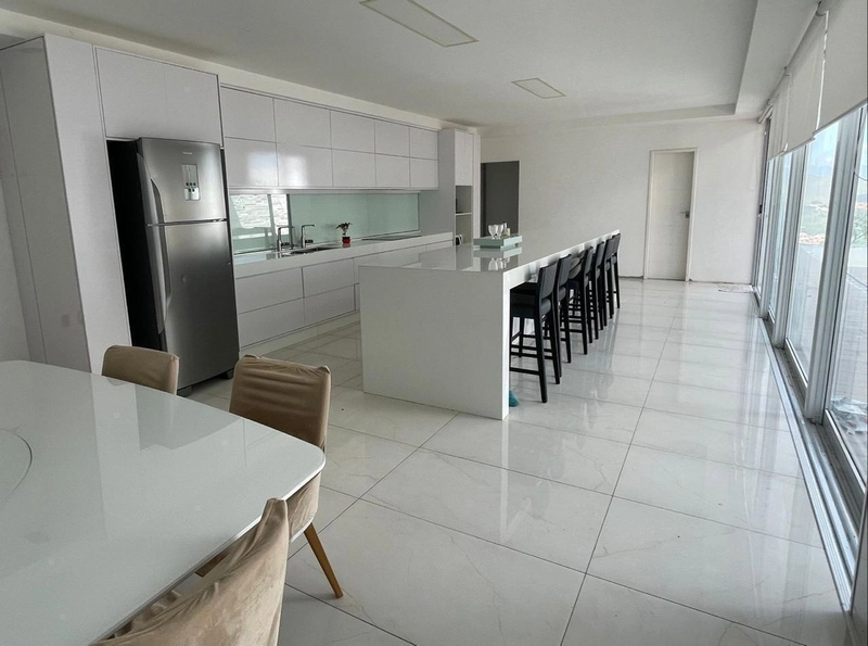 CASA COM 03 SUÍTES SENDO UMA COM HIDROMASSAGEM E CLOSET- ALVORADA: 26ª foto da galeria de imagens do imóvel