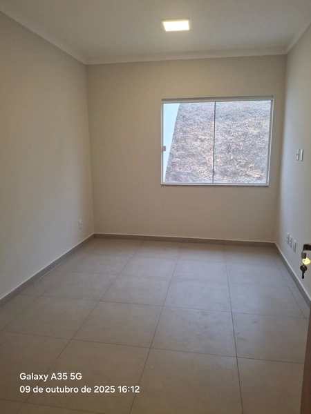 CASA COM 03 QUARTOS SENDO 01 SUÍTE COM CLOSET: 6ª foto da galeria de imagens do imóvel