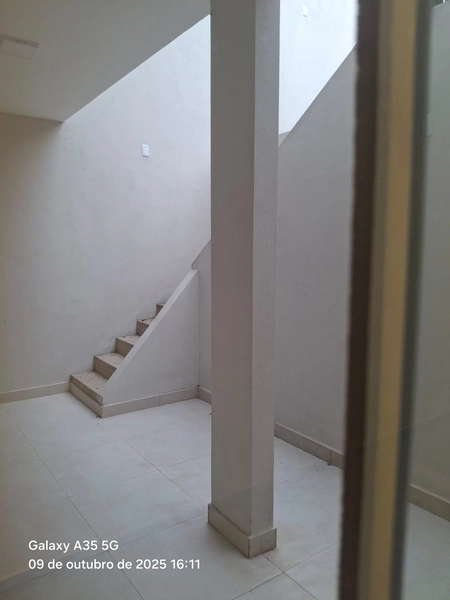 CASA COM 03 QUARTOS SENDO 01 SUÍTE COM CLOSET: 18ª foto da galeria de imagens do imóvel