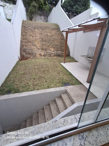 CASA COM 03 QUARTOS SENDO 01 SUÍTE COM CLOSET: 12ª foto da galeria de imagens do imóvel