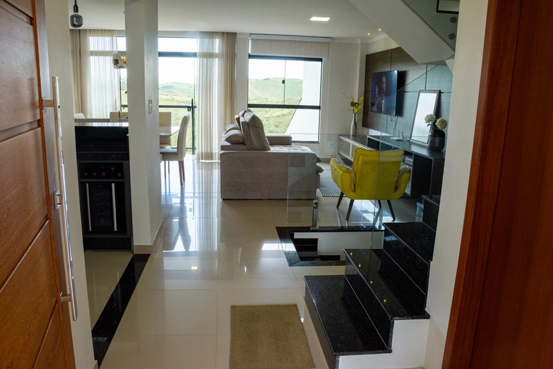 Casa Duplex à venda - Vivendas do Lago/Volta Redonda: 5ª foto da galeria de imagens do imóvel