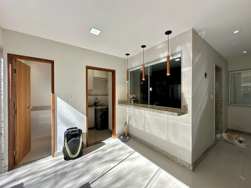 TRIPLEX COM 03 QUARTOS NO JARDIM AMALIA: 9ª foto da galeria de imagens do imóvel