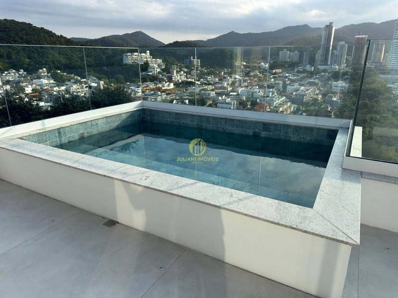 Cobertura Duplex no Ed. Riva em Praia Brava: 2ª foto da galeria de imagens do imóvel