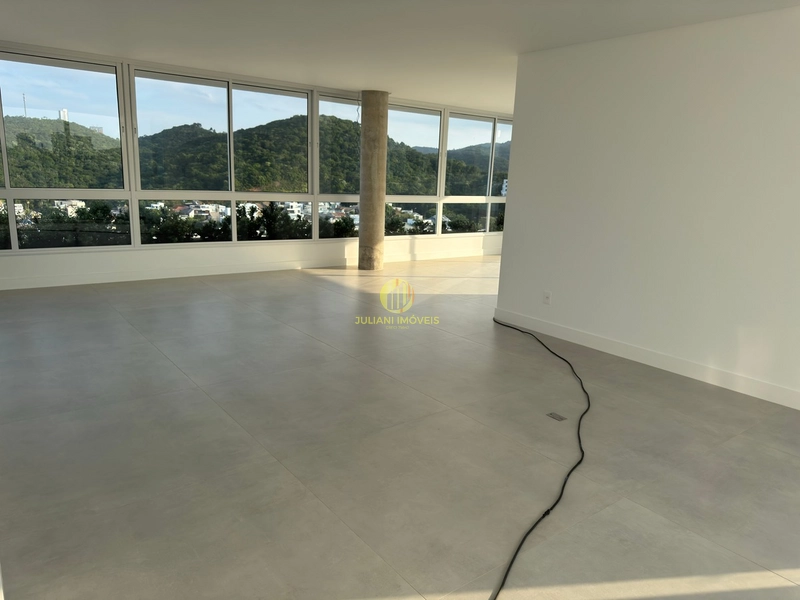 Cobertura Duplex no Ed. Riva em Praia Brava: 13ª foto da galeria de imagens do imóvel
