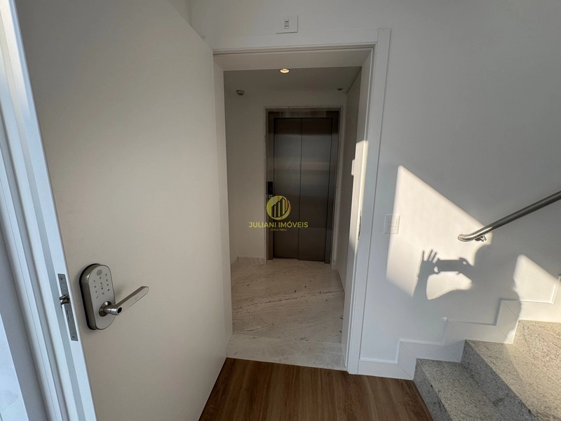 Cobertura Duplex no Ed. Riva em Praia Brava: 25ª foto da galeria de imagens do imóvel