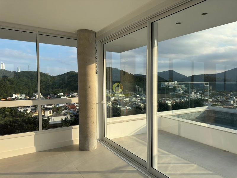Cobertura Duplex no Ed. Riva em Praia Brava: 6ª foto da galeria de imagens do imóvel