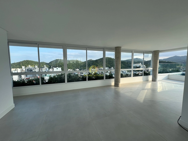 Cobertura Duplex no Ed. Riva em Praia Brava: 8ª foto da galeria de imagens do imóvel