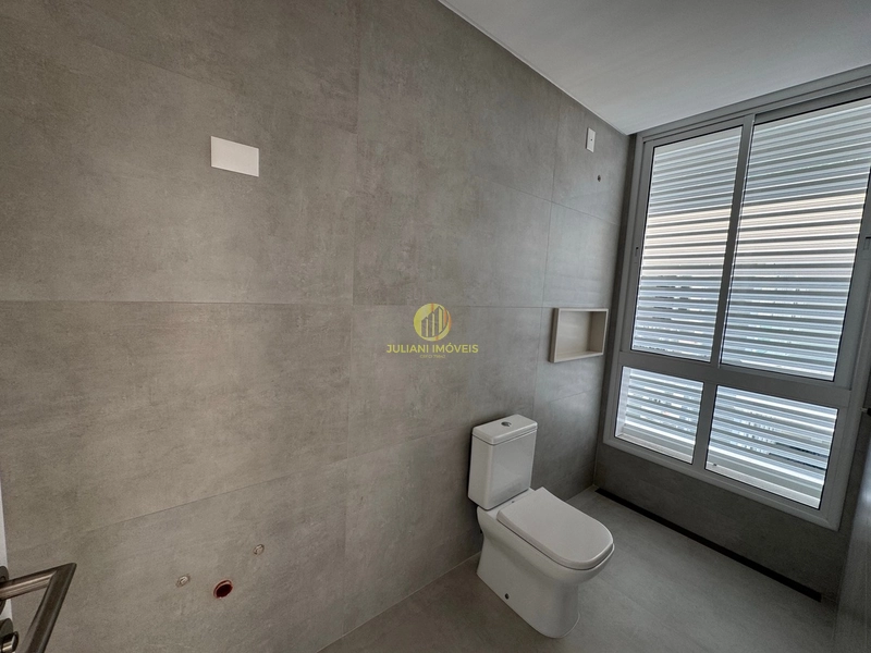 Cobertura Duplex no Ed. Riva em Praia Brava: 32ª foto da galeria de imagens do imóvel
