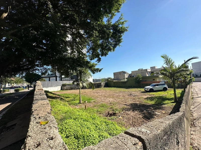 Terreno no contorno Sul em Itajaí: 2ª foto da galeria de imagens do imóvel